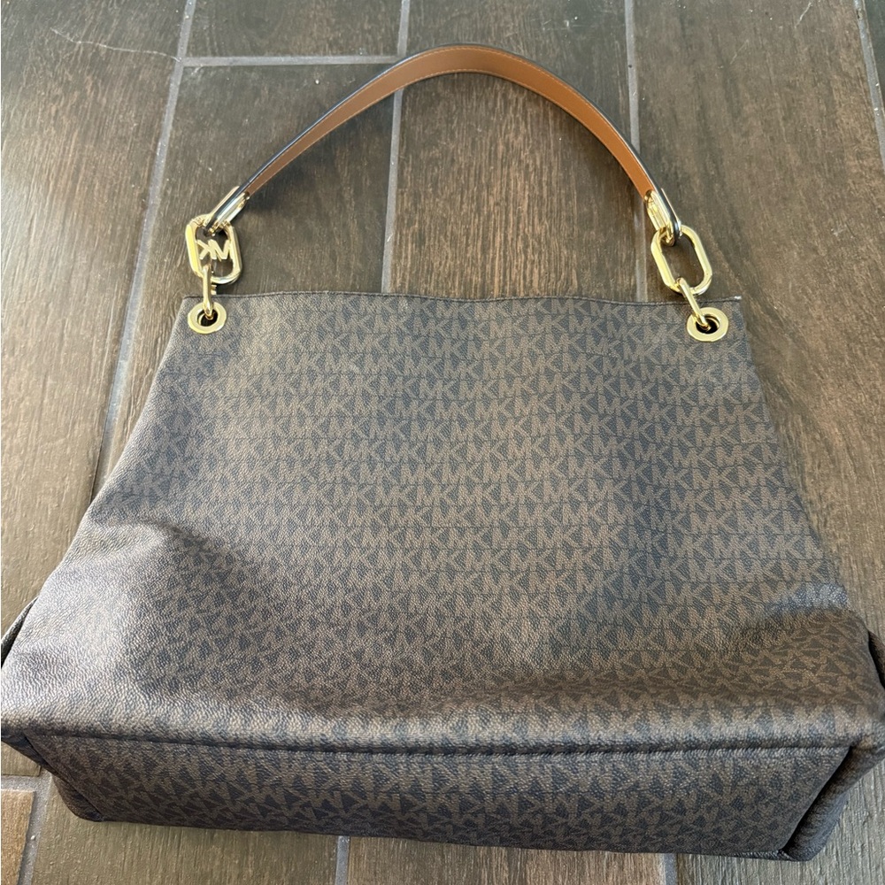 Michael Kors Kensington Monogram Shoulder Tote - Picture 2 of 8